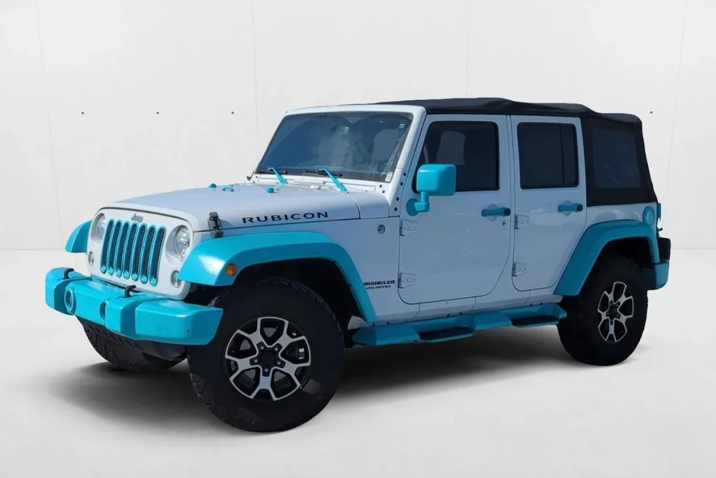 2015 Jeep Wrangler Unlimited Rubicon photo 1