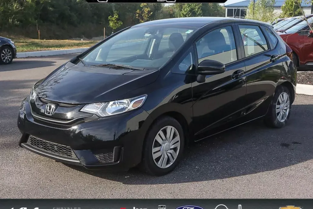 2016 Honda Fit LX photo 1
