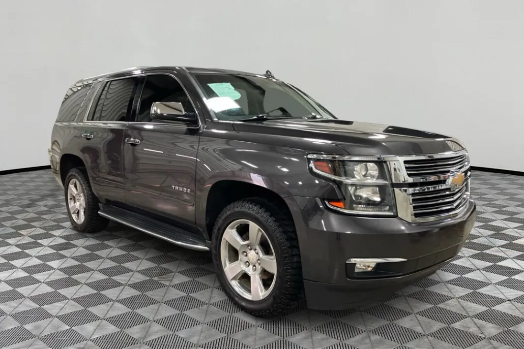 2018 Chevrolet Tahoe Premier photo 1