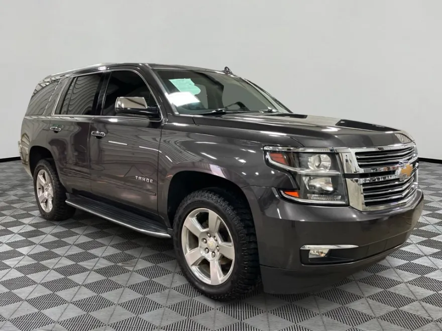 2018 Chevrolet Tahoe Premier photo 1