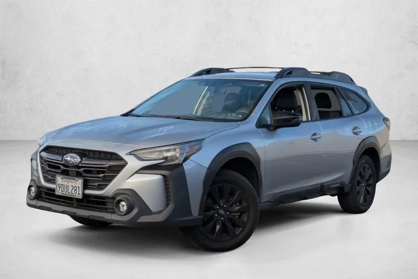 2023 Subaru Outback Onyx Edition photo 1
