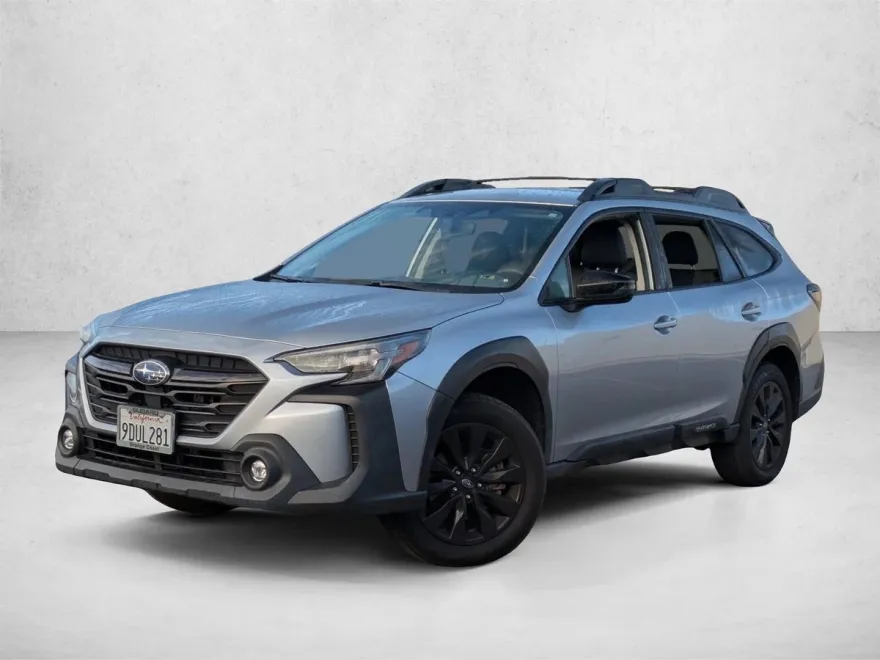 2023 Subaru Outback Onyx Edition photo 1