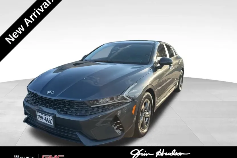 2021 Kia K5 LXS photo 1