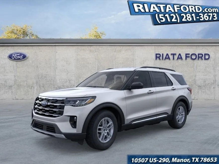 2025 Ford Explorer photo 1