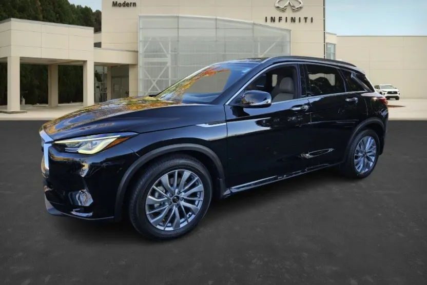 2025 Infiniti QX50 Luxe AWD photo 1