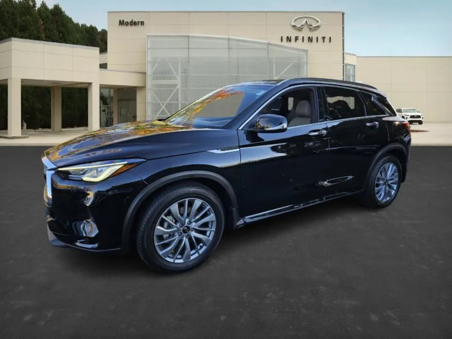 2025 Infiniti QX50 Luxe AWD photo 1
