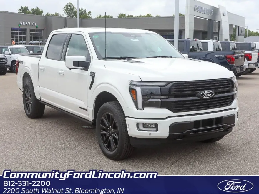 2025 Ford F-150 Platinum photo 1