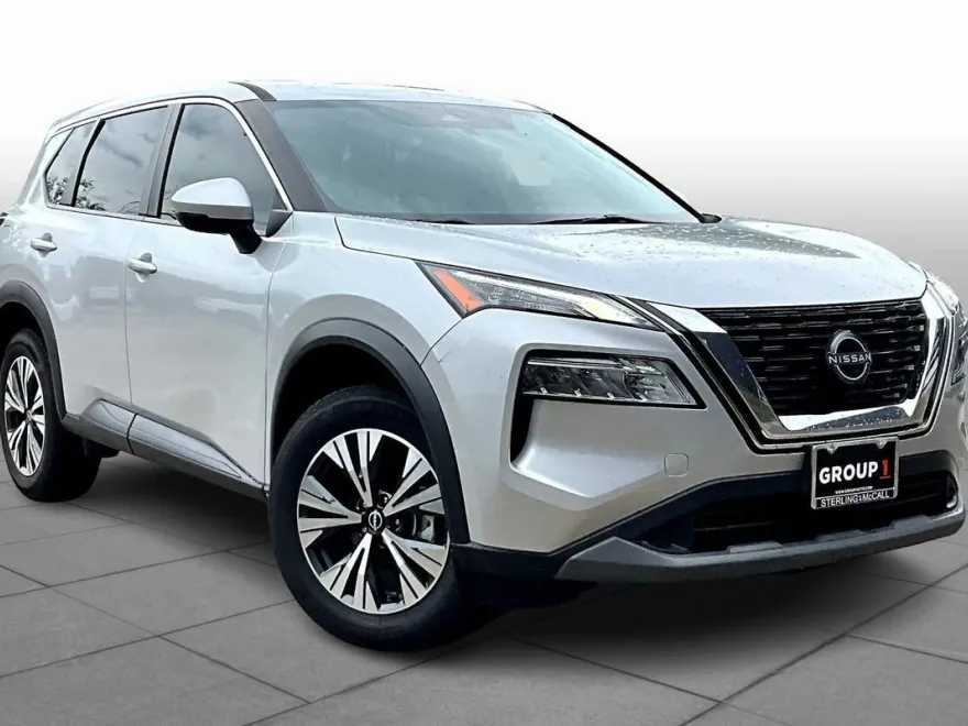 2022 Nissan Rogue SV photo 1