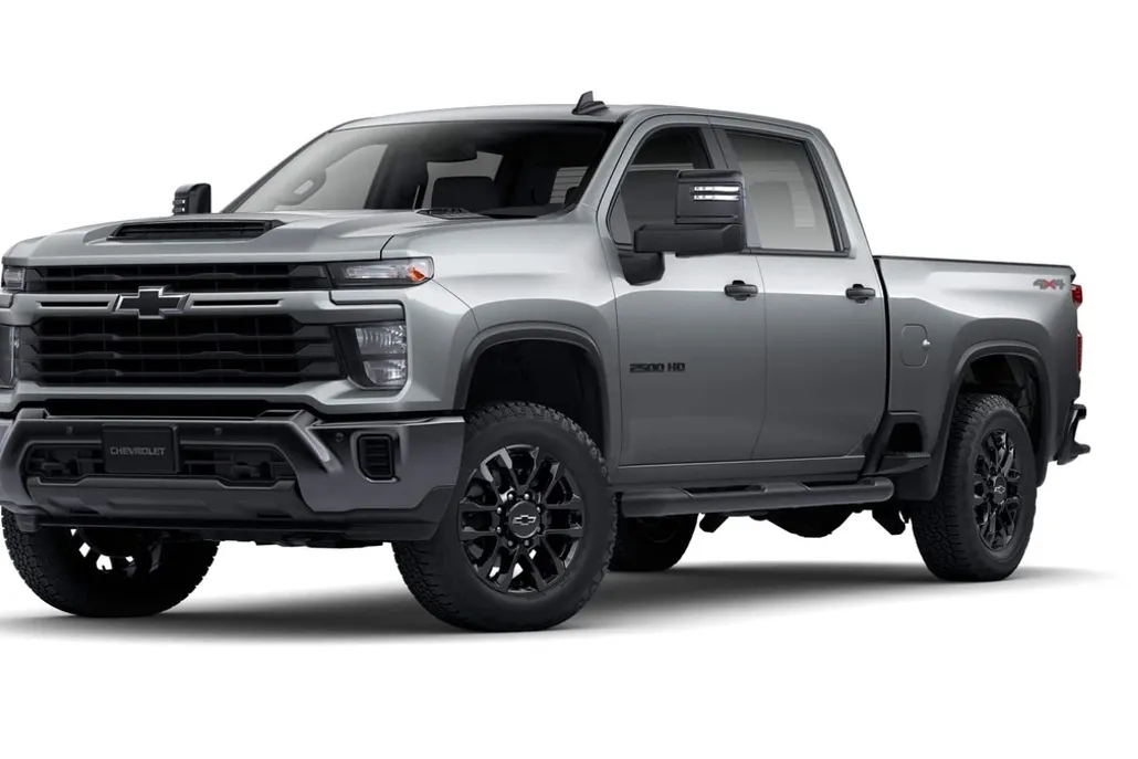2025 Chevrolet Silverado 2500HD Custom photo 1