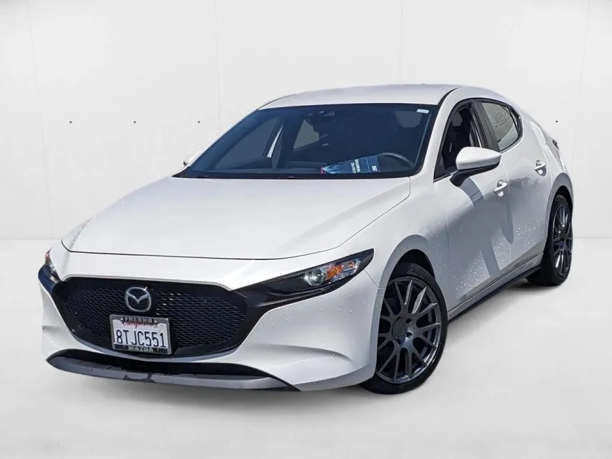 2019 Mazda Mazda3 Preferred Hatchback photo 1