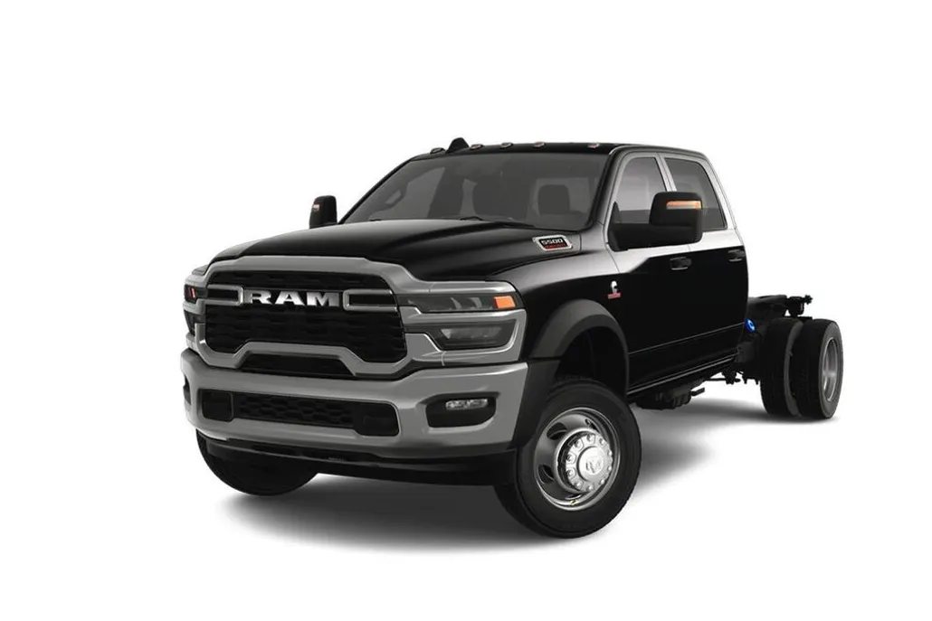 2025 Ram 5500 Tradesman photo 1