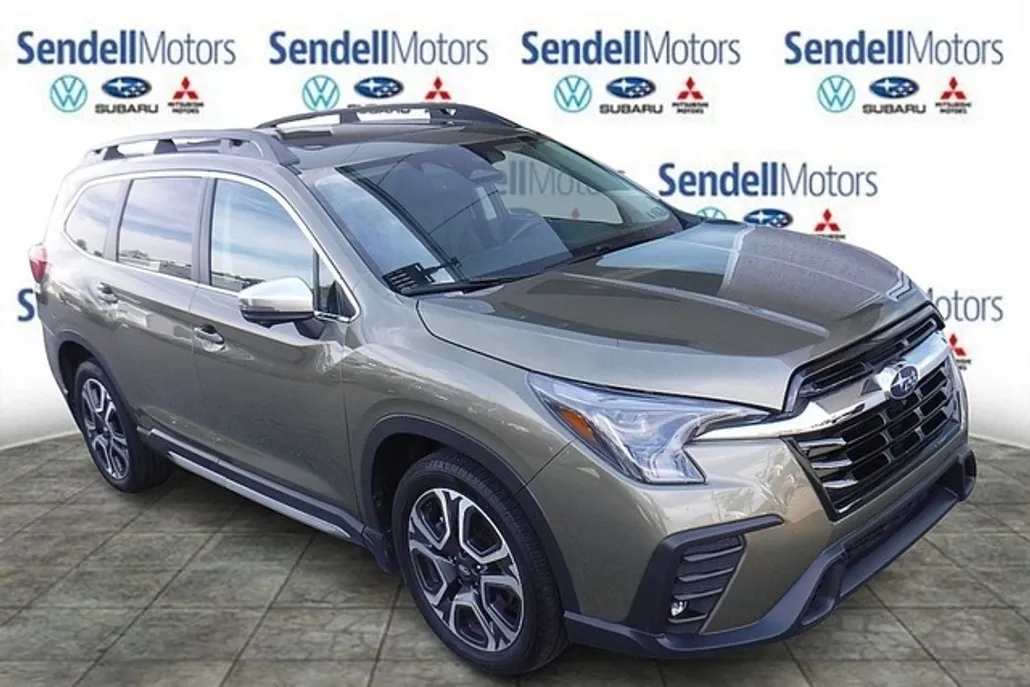 2023 Subaru Ascent Limited photo 1
