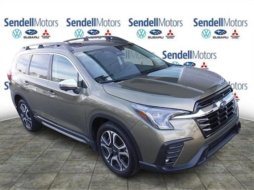 2023 Subaru Ascent Limited photo 1