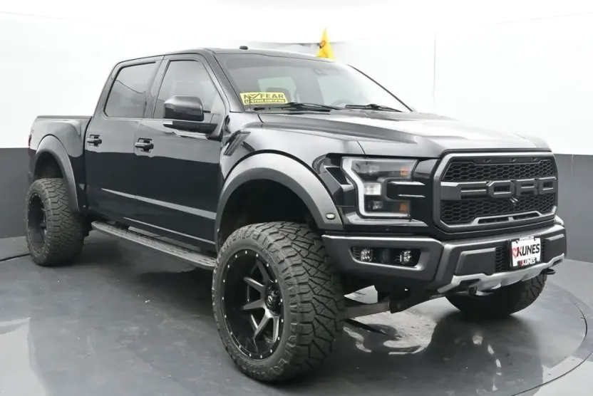 2018 Ford F-150 Raptor photo 1
