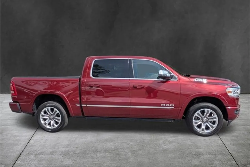 2023 Ram 1500 Limited photo 1