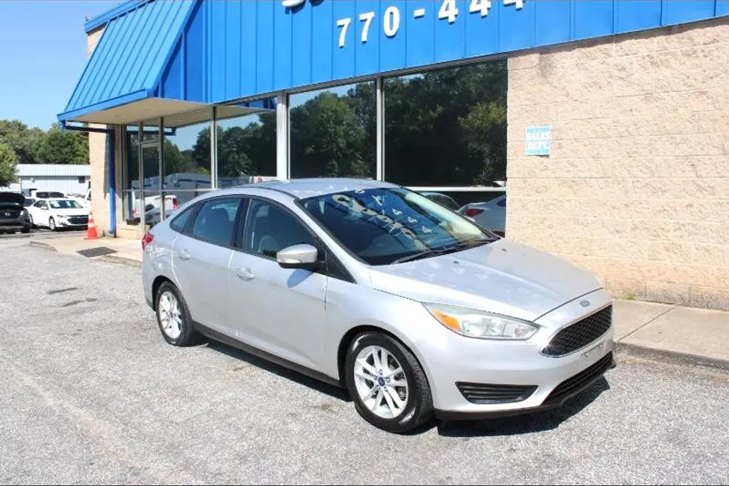 2015 Ford Focus SE photo 1