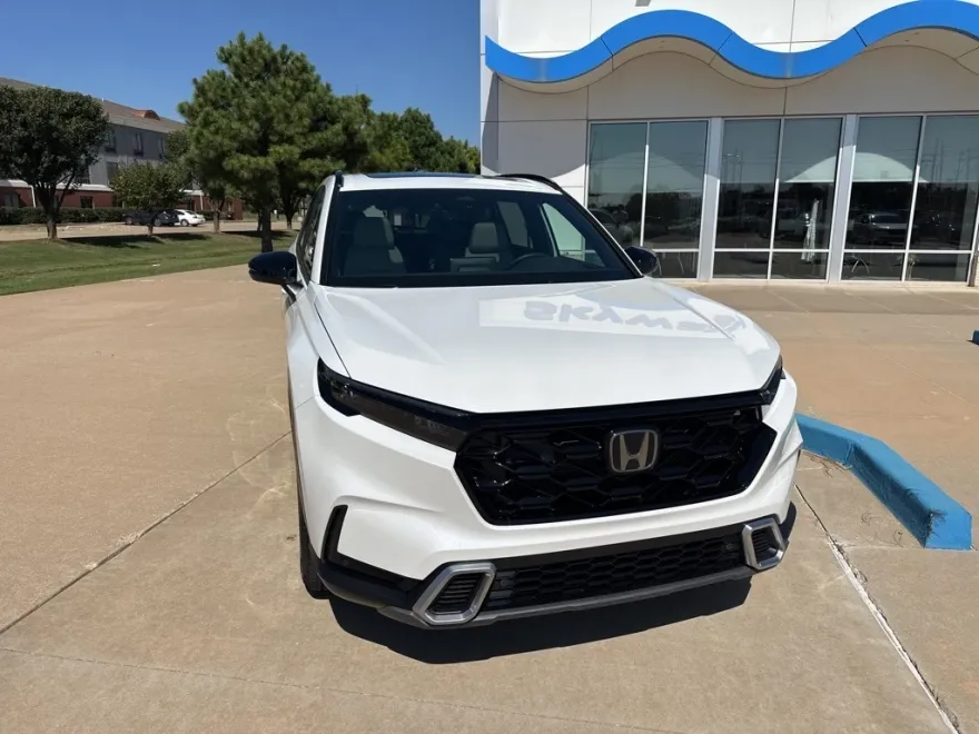 2025 Honda CR-V Hybrid Sport Touring photo 1