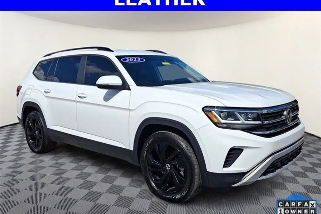 2023 Volkswagen Atlas V6 SE Technology photo 1