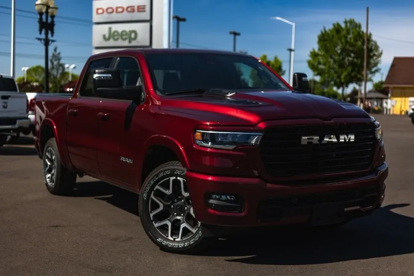 2025 Ram 1500 Laramie photo 1