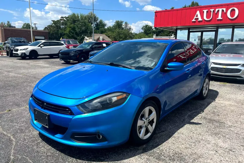 2015 Dodge Dart SXT photo 1