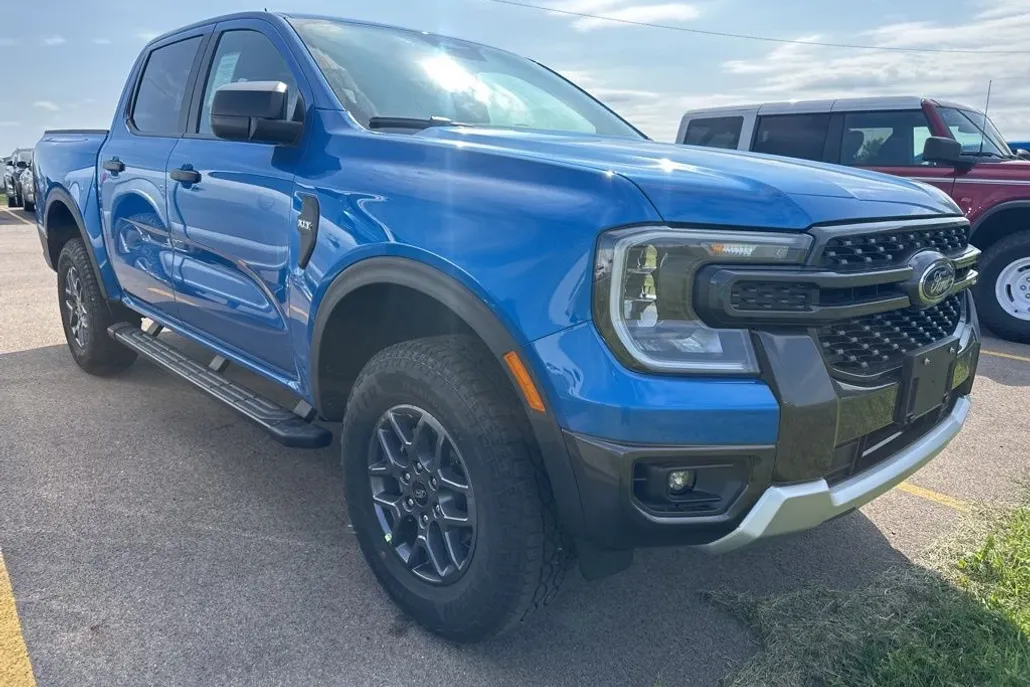 2025 Ford Ranger XLT photo 1
