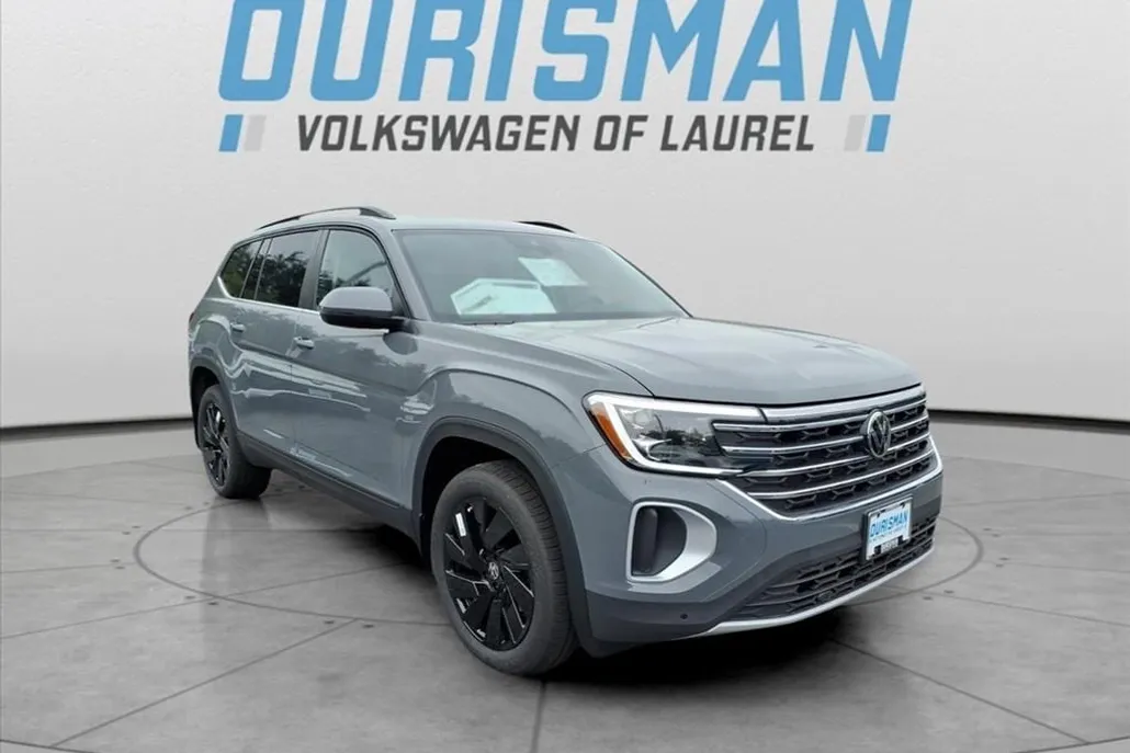 2026 Volkswagen Atlas SE Technology photo 1