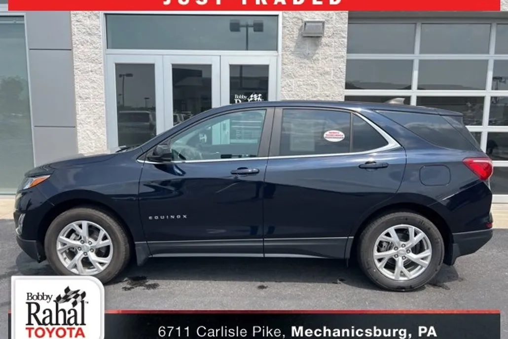 2021 Chevrolet Equinox LT photo 1