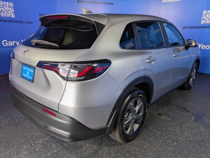 2026 Honda HR-V LX photo 1