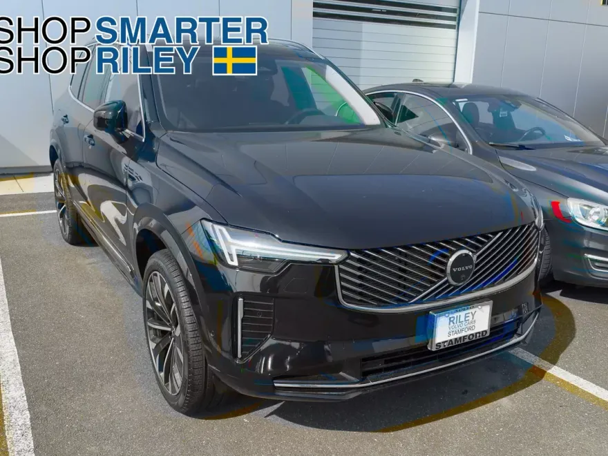2026 Volvo XC90 B5 Plus photo 1