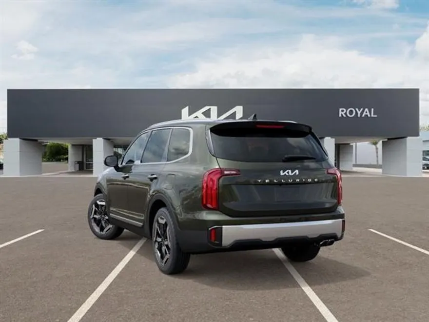 2025 Kia Telluride S photo 1