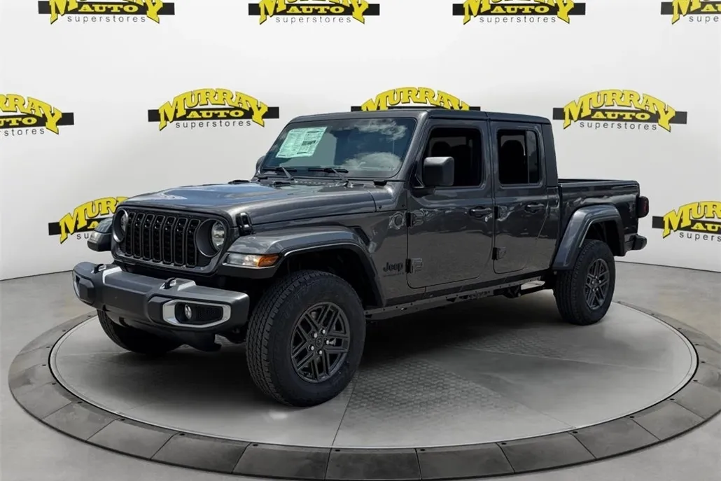 2025 Jeep Gladiator Sport S photo 1