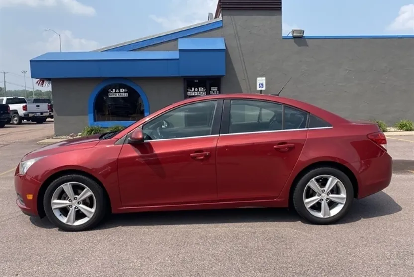 2014 Chevrolet Cruze photo 1