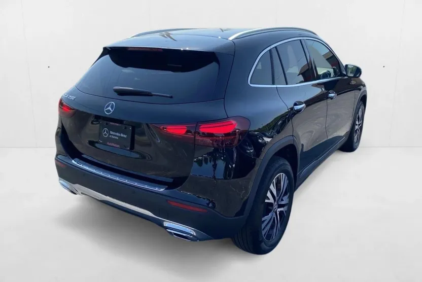 2025 Mercedes Benz GLA 250 photo 1