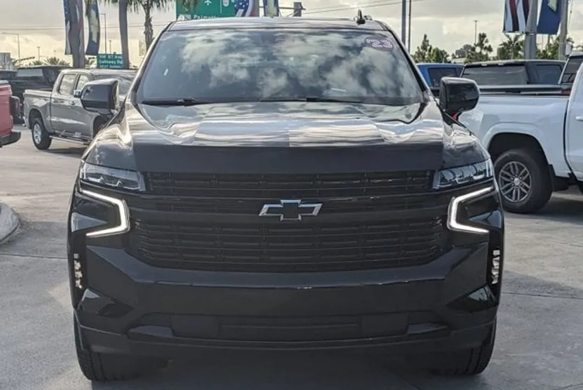 2023 Chevrolet Tahoe RST photo 1