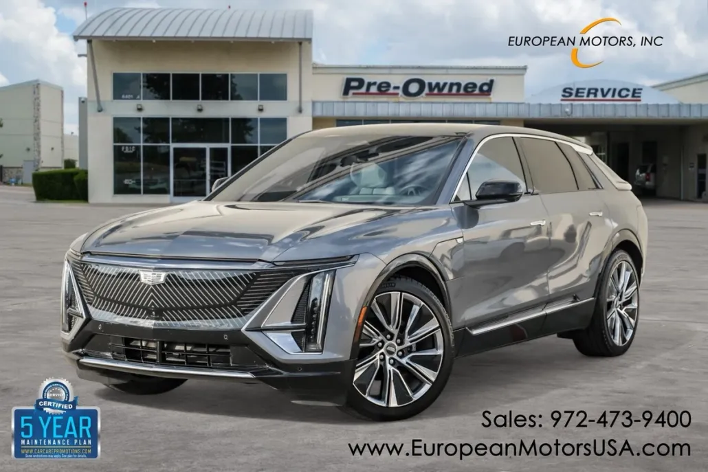 2023 Cadillac Lyriq Luxury photo 1