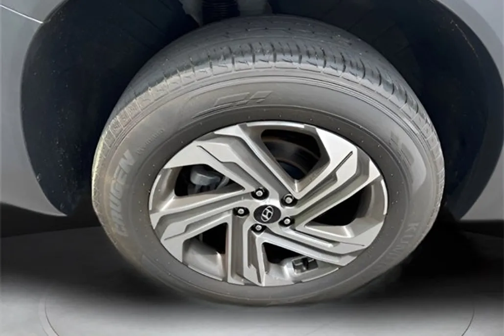2023 Hyundai Santa Fe SEL photo 1