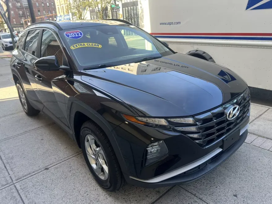 2022 Hyundai Tucson SEL photo 1