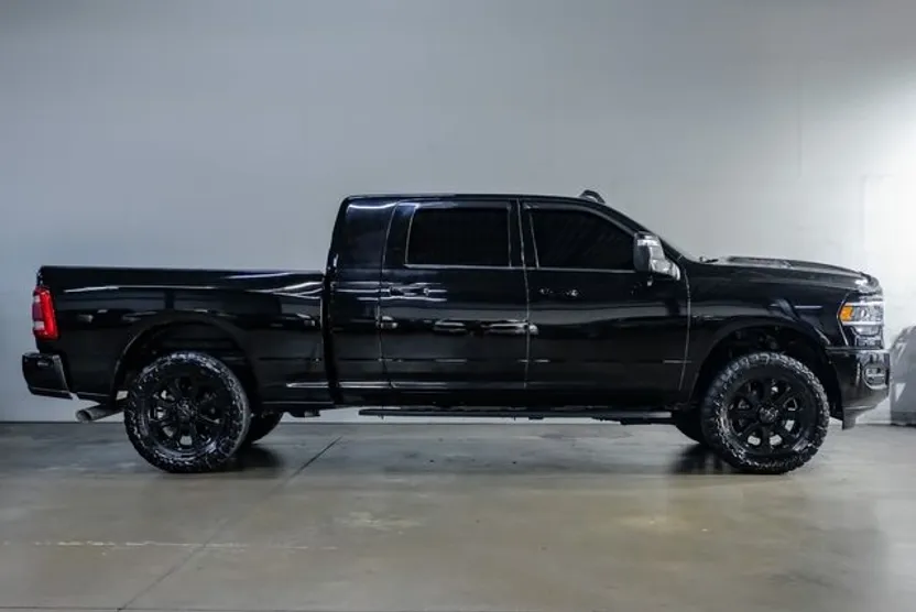 2023 Ram 2500 Laramie photo 1