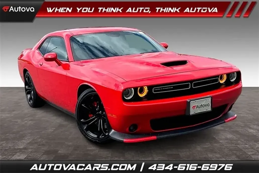 2020 Dodge Challenger R/T photo 1
