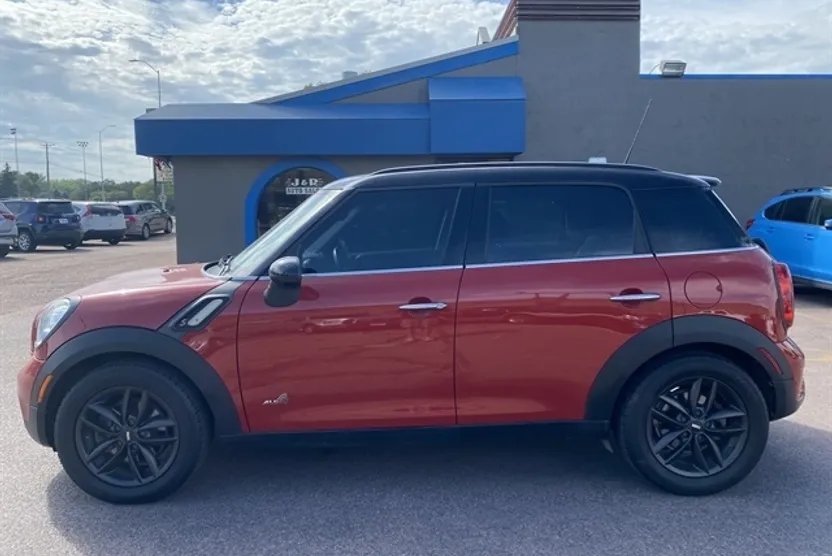 2013 Mini Countryman S ALL4 photo 1
