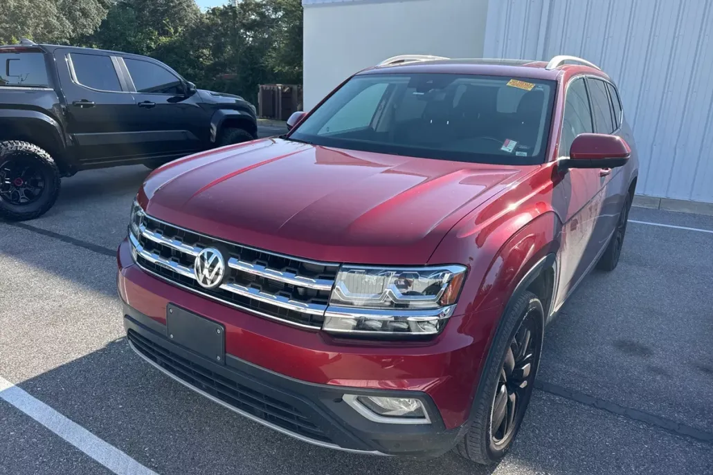 2018 Volkswagen Atlas SEL Premium photo 1