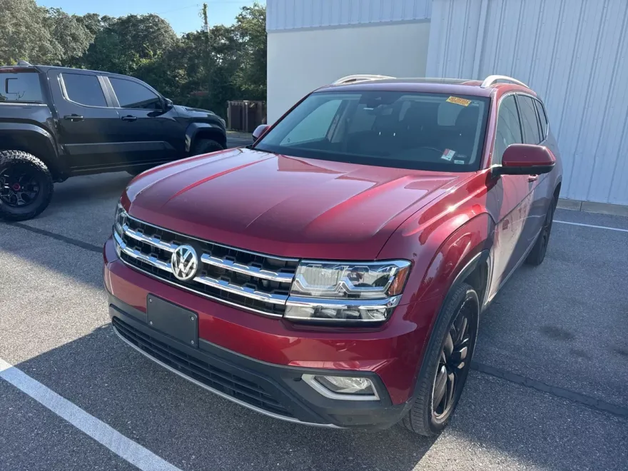 2018 Volkswagen Atlas SEL Premium photo 1