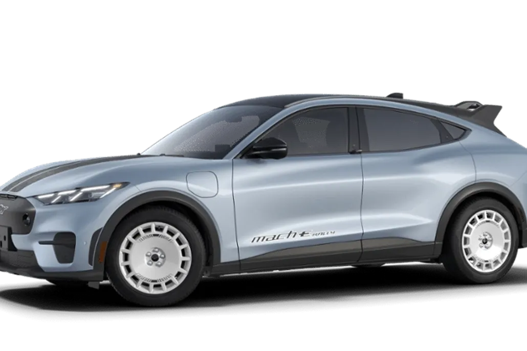 2025 Ford Mustang Mach-E GT photo 1