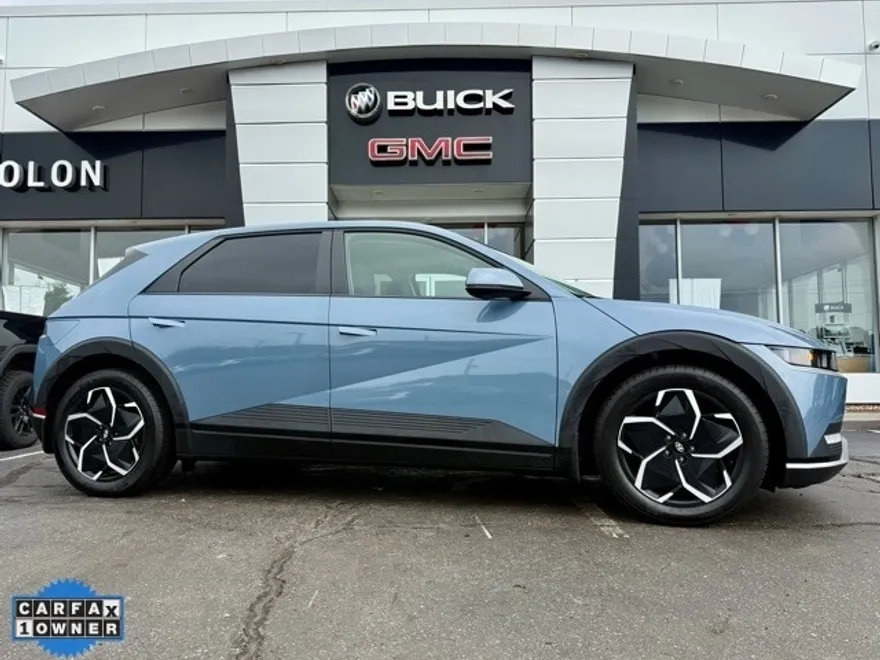 2024 Hyundai Ioniq 5 SE photo 1