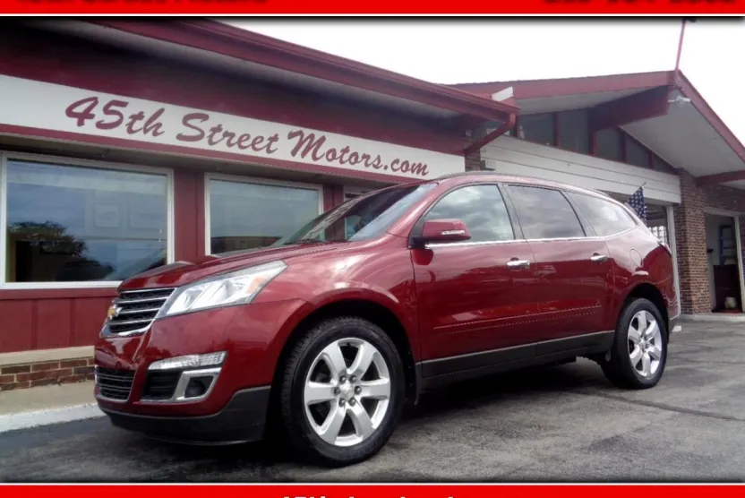 2016 Chevrolet Traverse 1LT photo 1