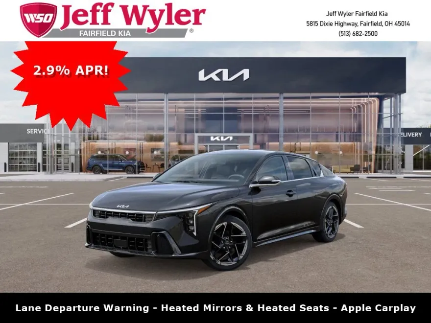 2025 Kia K4 GT-Line photo 1