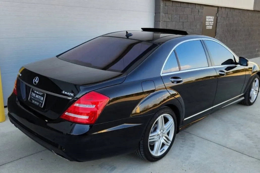 2013 Mercedes Benz S 550 4MATIC photo 1