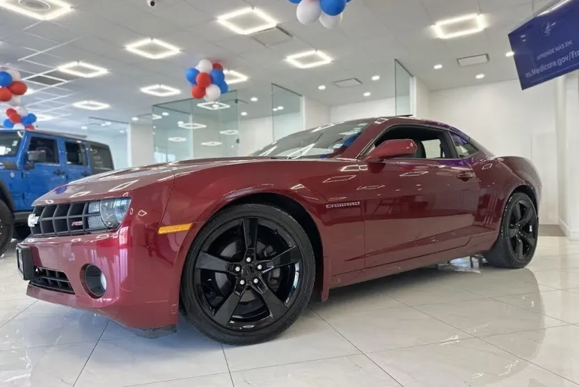 2011 Chevrolet Camaro photo 1