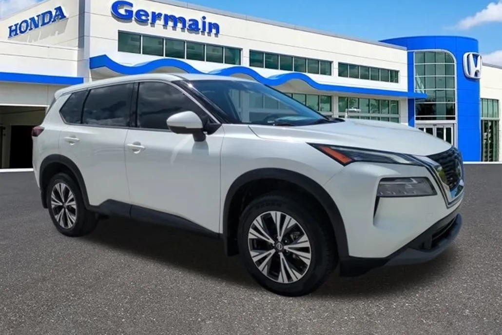 2021 Nissan Rogue SV photo 1