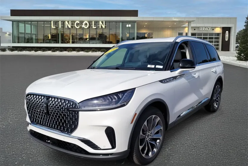 2025 Lincoln Aviator Premiere photo 1